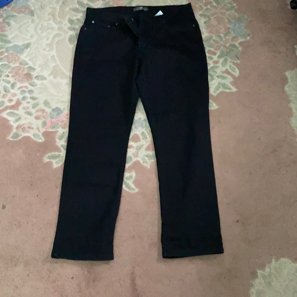 512 LEVI’S “PERFECTLY SHAPING”